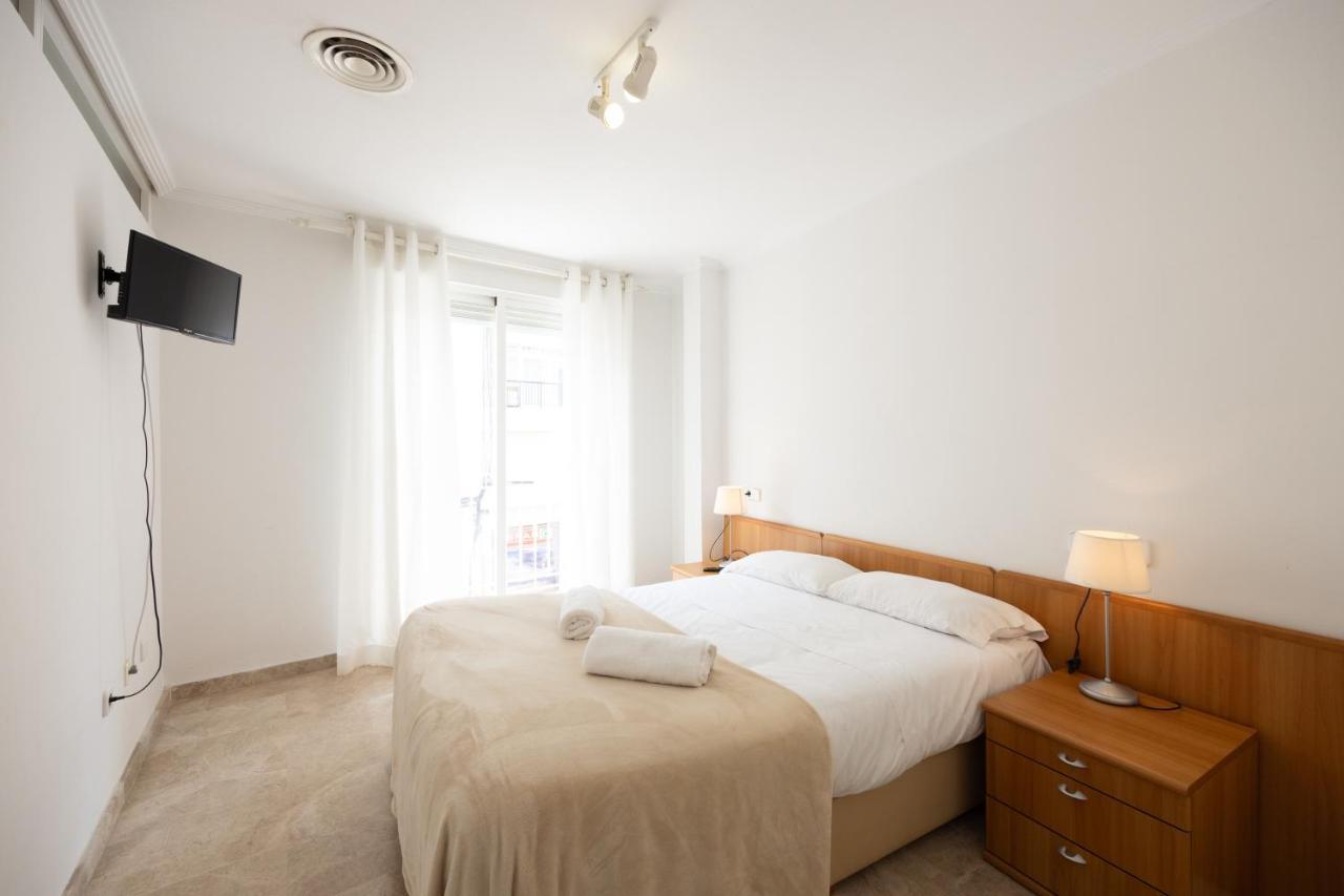 Apartamentos Turisticos Alba Cartagena Buitenkant foto
